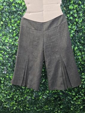 VIEW‎ Collection Brown Pinstripe Pleat-Front Bermuda Shorts
